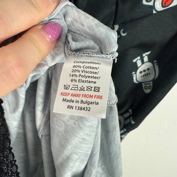 NWT Modcloth Breakfast for Dinner Sleep Bright Nightgown Robots Size Medium M - Picture 12 of 12